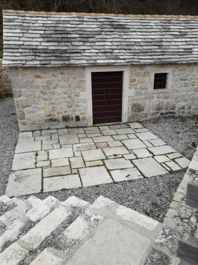 Kuca Za Odmor Varos Villa Vrlika Eksteriør bilde